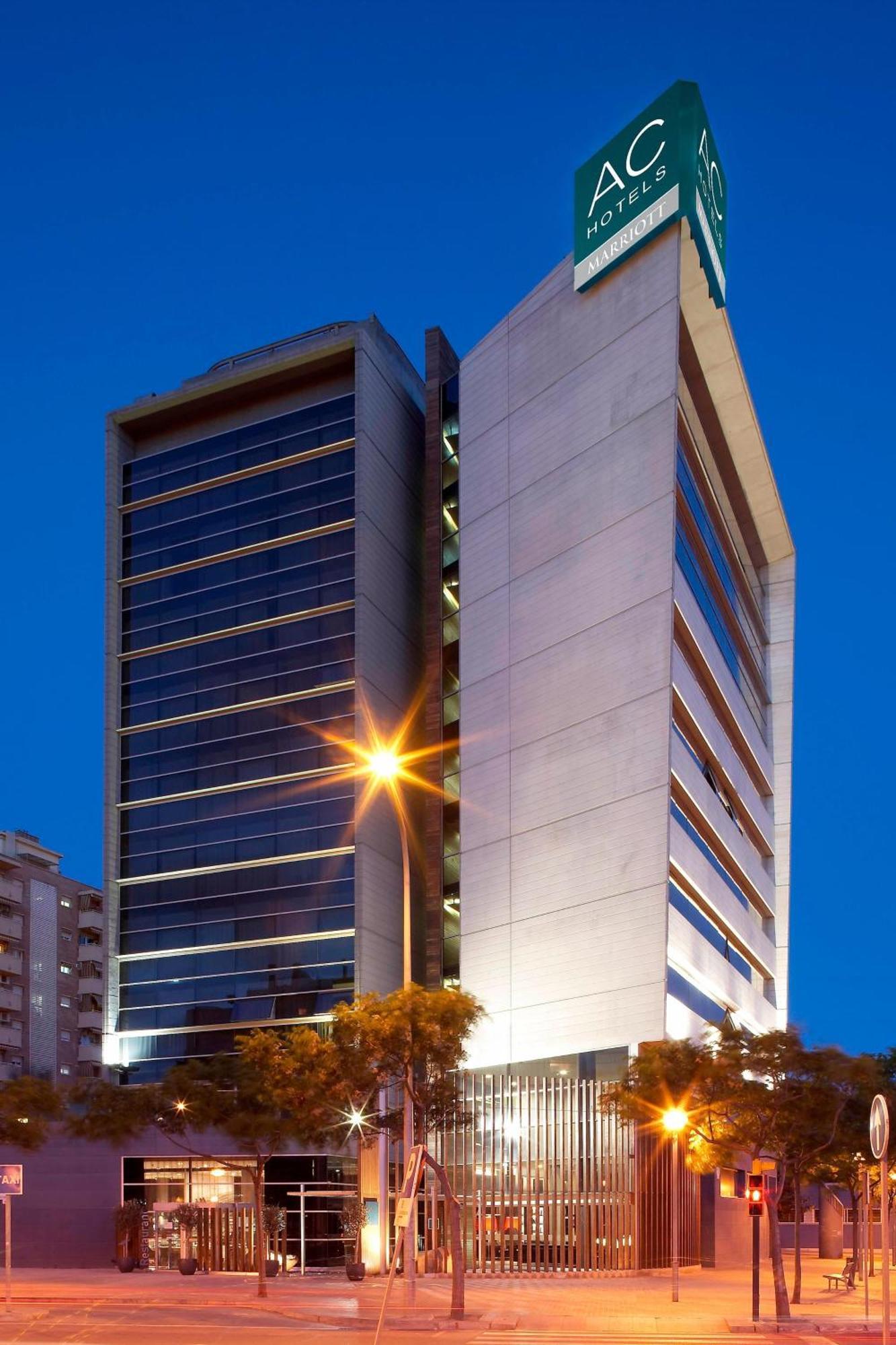 Ac Hotel Som By Marriott L'Hospitalet de Llobregat Eksteriør billede